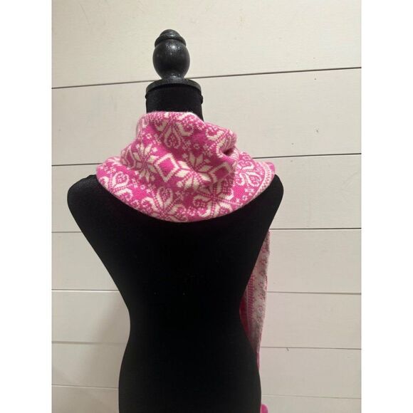 Bloomingdales Wool/Cashmere Pom Scarf Pink & White NWOT - Picture 5 of 5